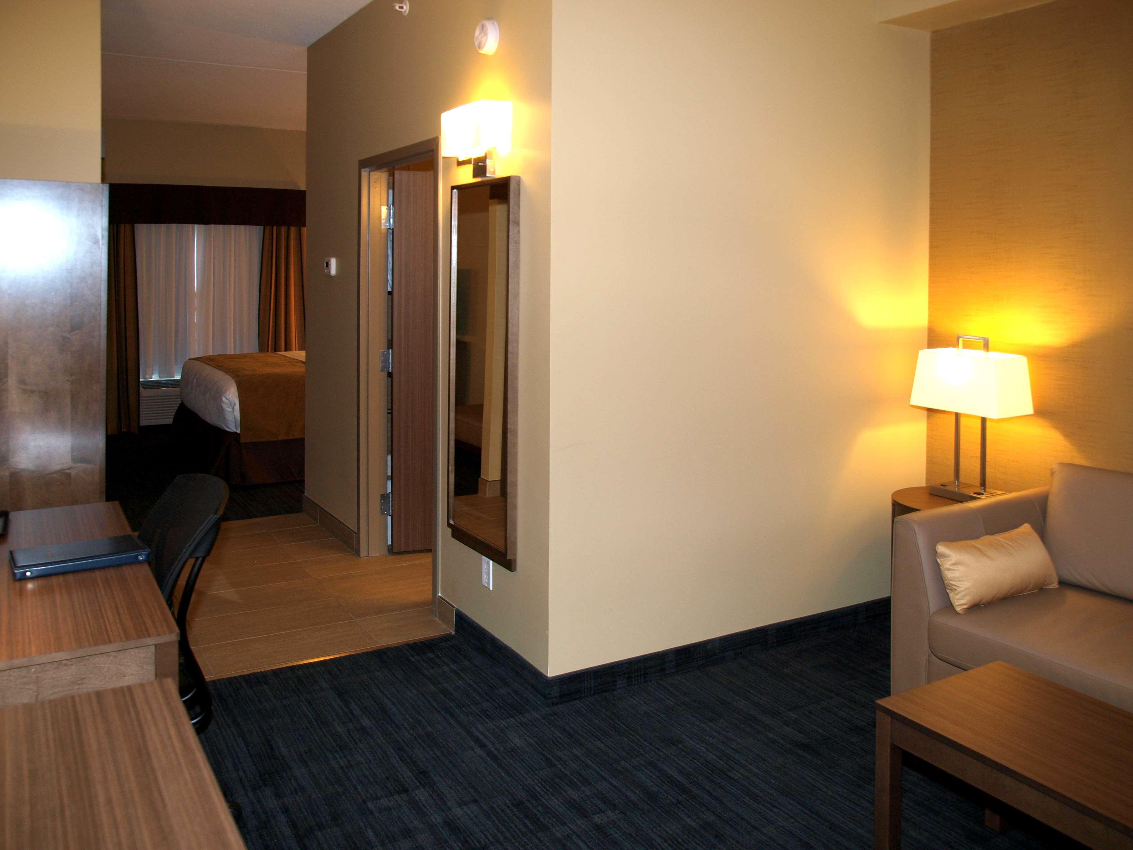 Best Western Plus Winnipeg West Headingley Esterno foto