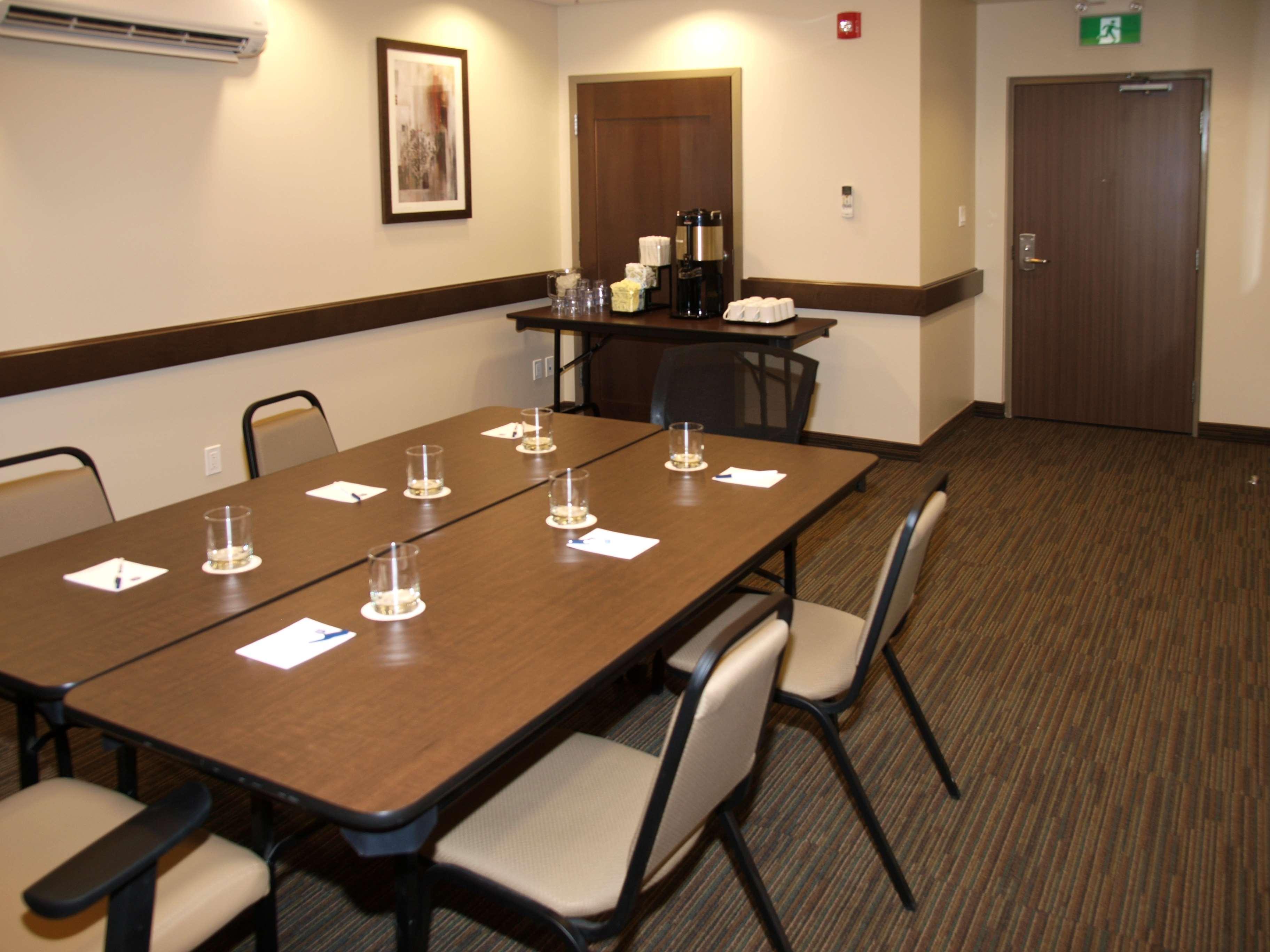 Best Western Plus Winnipeg West Headingley Esterno foto